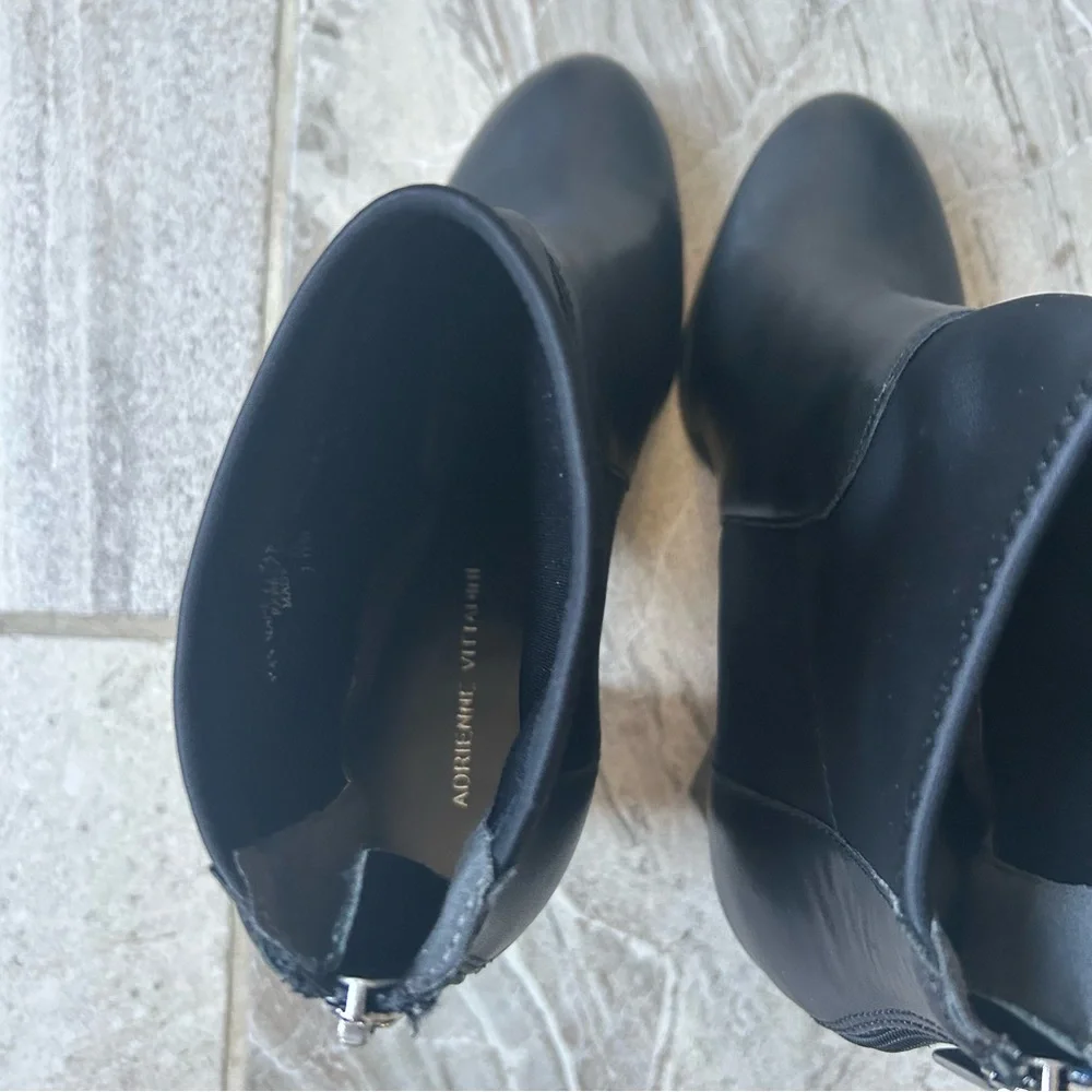 NWOB Adrienne Vittadini Ratti Black Leather Block Heel Ankle Boots, Size 10M